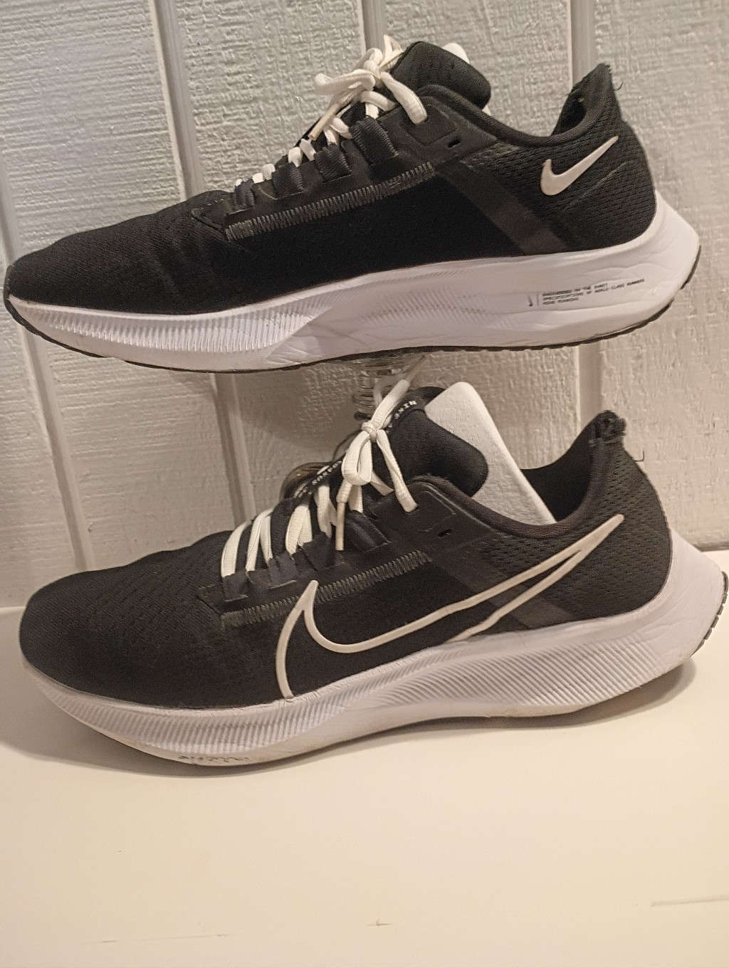 Nike Air Zoom Pegasus Mens Running Shoes Size 10.5 Black & White
